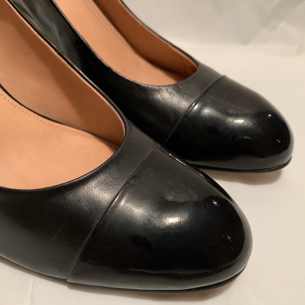 Cap-Toe Pump - image 2